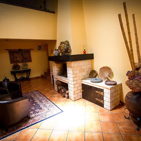 Rural A Quinta 3* Santo Antonio da Serra